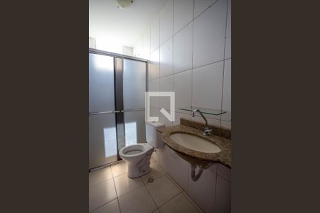 Apartamento para alugar com 60m², 2 quartos e 2 vagas Apartamento para alugar com 60m², 2 quartos e 2 vagasBanheiro