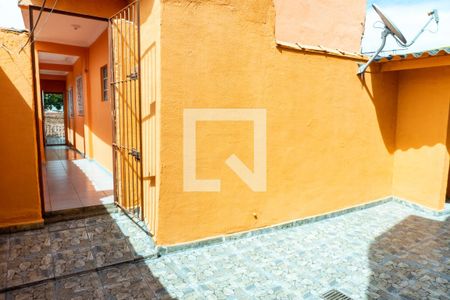 Casa à venda com 50m², 2 quartos e sem vagaQuintal