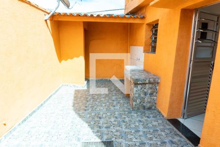 Casa à venda com 50m², 2 quartos e sem vagaQuintal