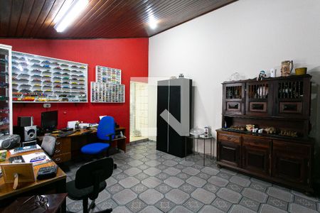 Casa à venda com 200m², 3 quartos e 5 vagasEscritório