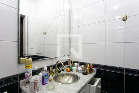 Casa à venda com 200m², 3 quartos e 5 vagasBanheiro da Suíte