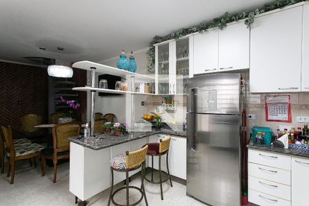 Casa à venda com 200m², 3 quartos e 5 vagasCozinha