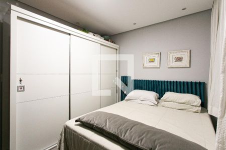 Quarto 1 de casa à venda com 3 quartos, 200m² em Vila Carrão, São Paulo