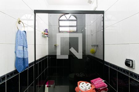 Casa à venda com 200m², 3 quartos e 5 vagasBanheiro da Suíte