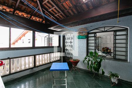 Casa à venda com 200m², 3 quartos e 5 vagasVaranda