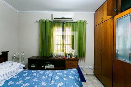 Casa à venda com 200m², 3 quartos e 5 vagasSuíte