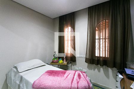 Quarto 2 de casa à venda com 3 quartos, 200m² em Vila Carrão, São Paulo