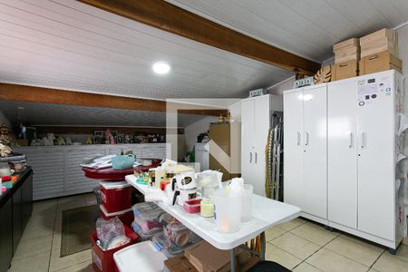 Casa à venda com 200m², 3 quartos e 5 vagasÁrea de Serviço