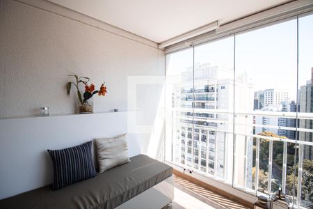 Apartamento para alugar com 75m², 3 quartos e 1 vagaVaranda