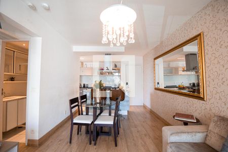 Apartamento para alugar com 75m², 3 quartos e 1 vagaSala