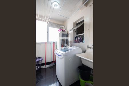 Apartamento à venda com 64m², 3 quartos e 1 vagaÁrea de Serviço