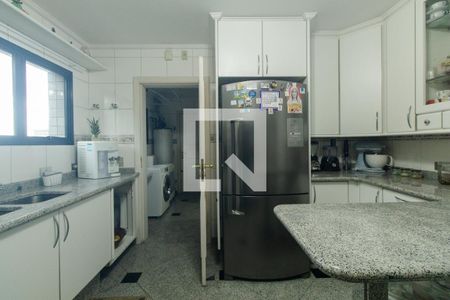 Apartamento à venda com 154m², 3 quartos e 3 vagasCozinha