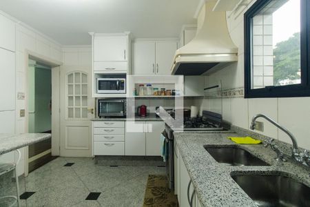 Apartamento à venda com 154m², 3 quartos e 3 vagasCozinha