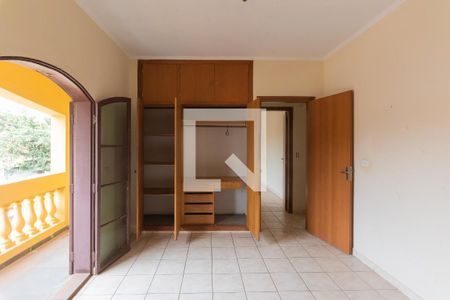 Casa à venda com 288m², 3 quartos e 4 vagasQuarto 2