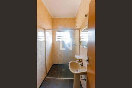 Casa à venda com 288m², 3 quartos e 4 vagasBanheiro da Suíte