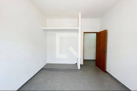 Casa à venda com 180m², 3 quartos e 4 vagasSuíte