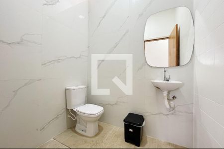 Casa à venda com 180m², 3 quartos e 4 vagasBanheiro