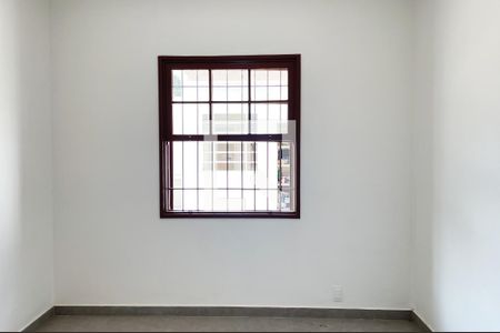 Casa à venda com 180m², 3 quartos e 4 vagasSuíte