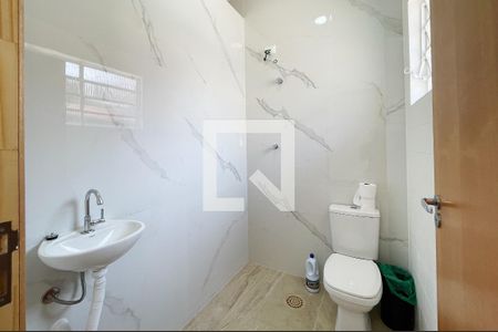 Casa à venda com 180m², 3 quartos e 4 vagasBanheiro da Suíte