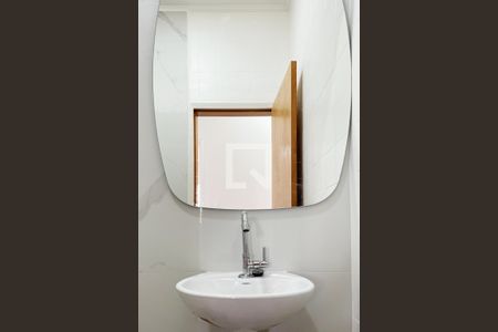 Casa à venda com 180m², 3 quartos e 4 vagasBanheiro