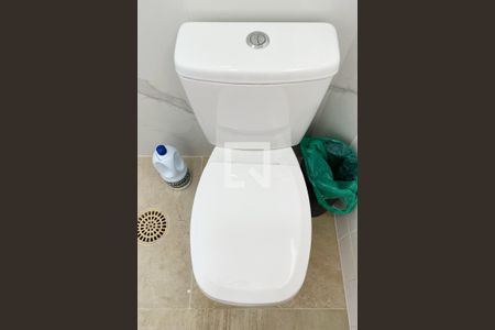 Casa à venda com 180m², 3 quartos e 4 vagasBanheiro da Suíte