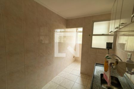 Apartamento à venda com 55m², 2 quartos e 1 vaga Apartamento à venda com 55m², 2 quartos e 1 vagaCozinha