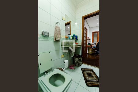 Casa à venda com 332m², 4 quartos e 5 vagasBanheiro