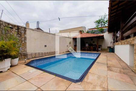 Casa à venda com 332m², 4 quartos e 5 vagasPiscina