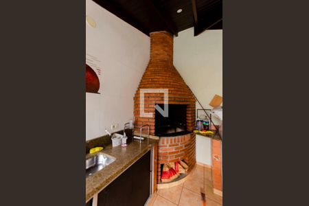 Casa à venda com 332m², 4 quartos e 5 vagasChurrasqueira