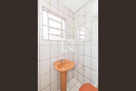 Casa à venda com 225m², 2 quartos e 4 vagasBanheiro - Edícula