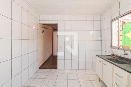 Casa à venda com 225m², 2 quartos e 4 vagasCozinha - Edícula