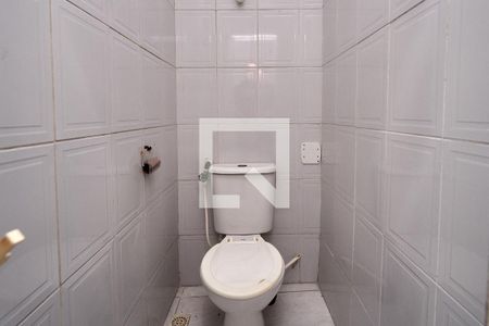 Apartamento para alugar com 77m², 3 quartos e sem vagaBanheiro de Serviço