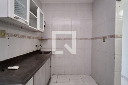 Apartamento para alugar com 77m², 3 quartos e sem vagaCozinha