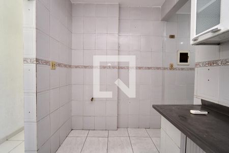 Apartamento para alugar com 77m², 3 quartos e sem vagaCozinha