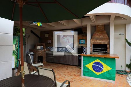 Casa para alugar com 150m², 4 quartos e 2 vagasÁrea coimum - telão