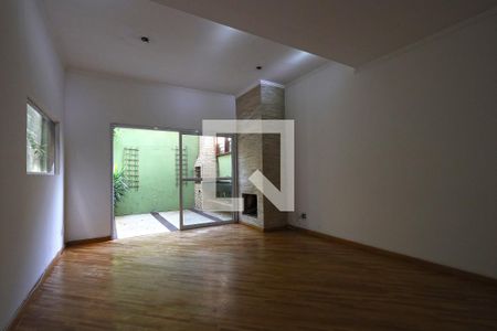 1º  andar - sala de casa para alugar com 4 quartos, 150m² em Parque Frondoso, Cotia