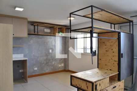 Stúdio de kitnet/studio para alugar com 1 quarto, 31m² em Centro, Curitiba