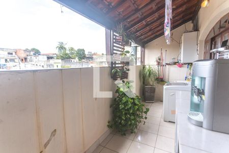 Casa à venda com 260m², 3 quartos e 2 vagasÁrea de serviço