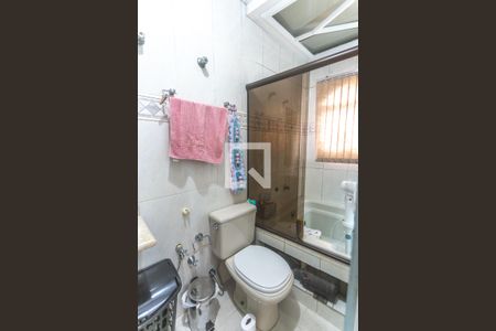 Casa à venda com 260m², 3 quartos e 2 vagasBanheiro suíte