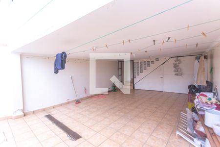 Casa à venda com 260m², 3 quartos e 2 vagasQuintal