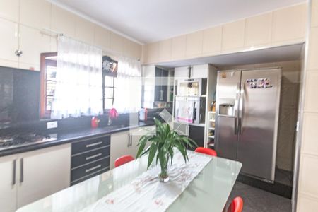 Casa à venda com 260m², 3 quartos e 2 vagasCozinha