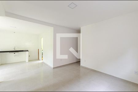 Sala de casa à venda com 2 quartos, 90m² em Santa Rosa, Niterói
