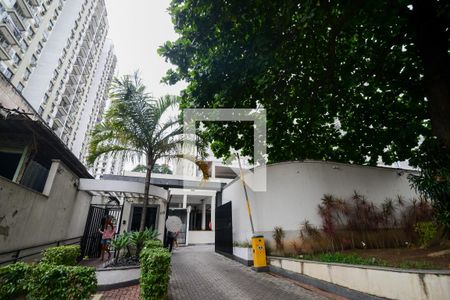 Apartamento para alugar com 50m², 2 quartos e 1 vagaFachada