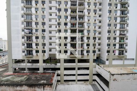 Vista do Quarto de apartamento para alugar com 2 quartos, 50m² em Rio Comprido, Rio de Janeiro