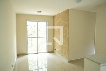 Sala de apartamento para alugar com 3 quartos, 62m² em Jardim Isis, Cotia