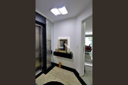 Apartamento à venda com 263m², 4 quartos e 3 vagasHall de entrada