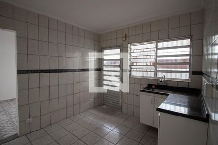 Casa à venda com 66m², 2 quartos e 2 vagasCozinha