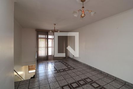 Sala de casa para alugar com 3 quartos, 260m² em Vila Industrial, São Paulo