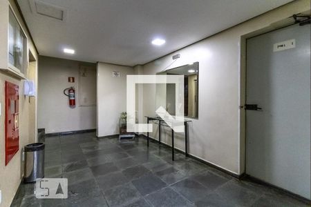 Apartamento à venda com 65m², 2 quartos e 1 vagaHall Social