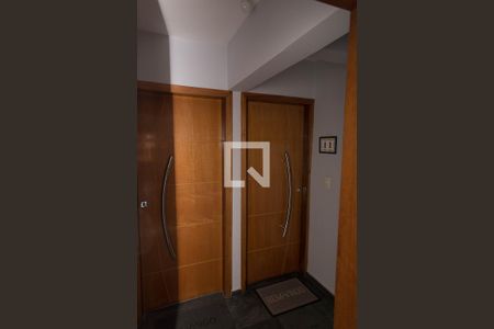 Apartamento à venda com 78m², 2 quartos e 1 vaga Apartamento à venda com 78m², 2 quartos e 1 vagaHall de entrada